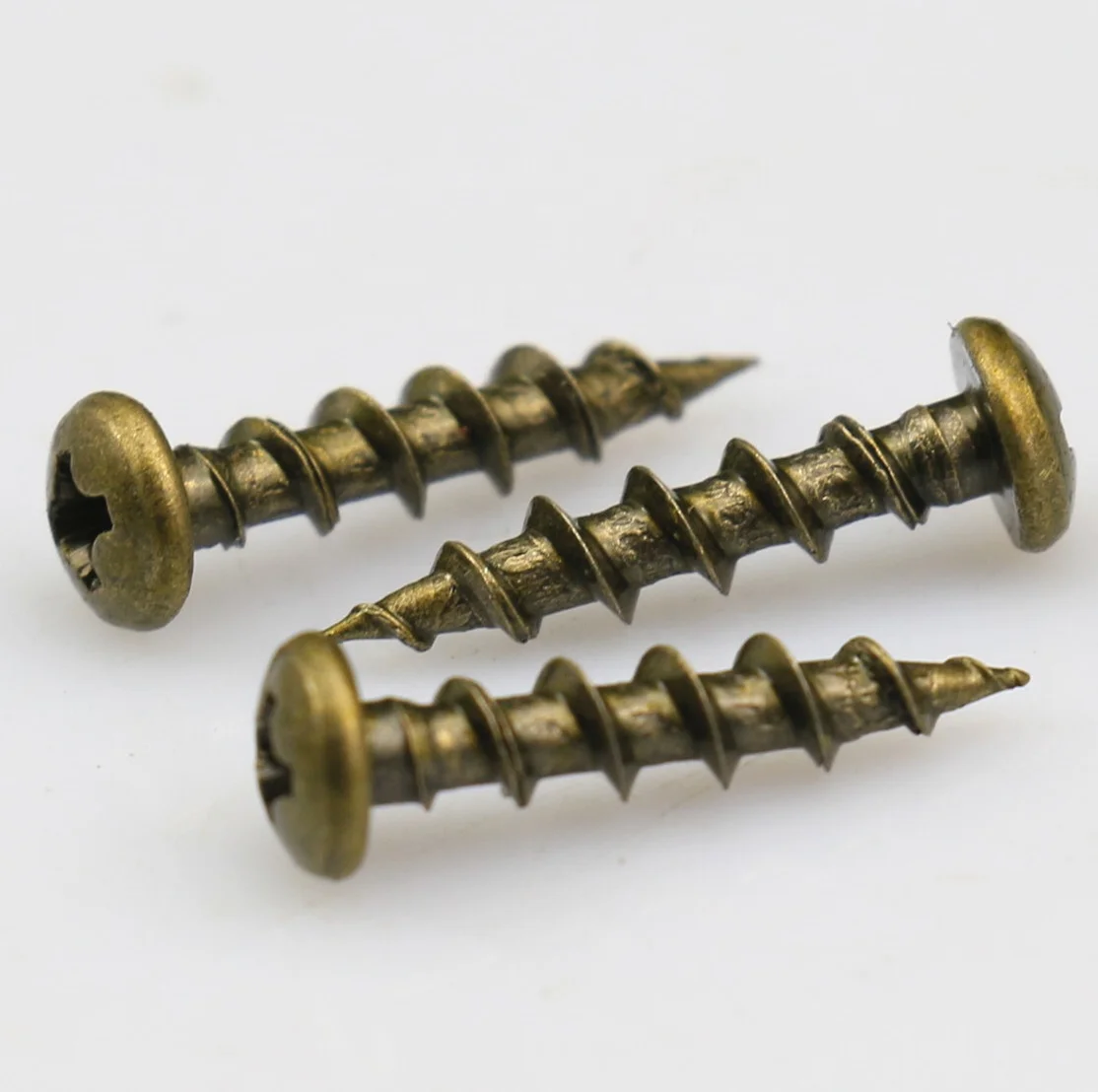 China Manufacturer Phillips Copper Pan Head Self Tapping Screw
