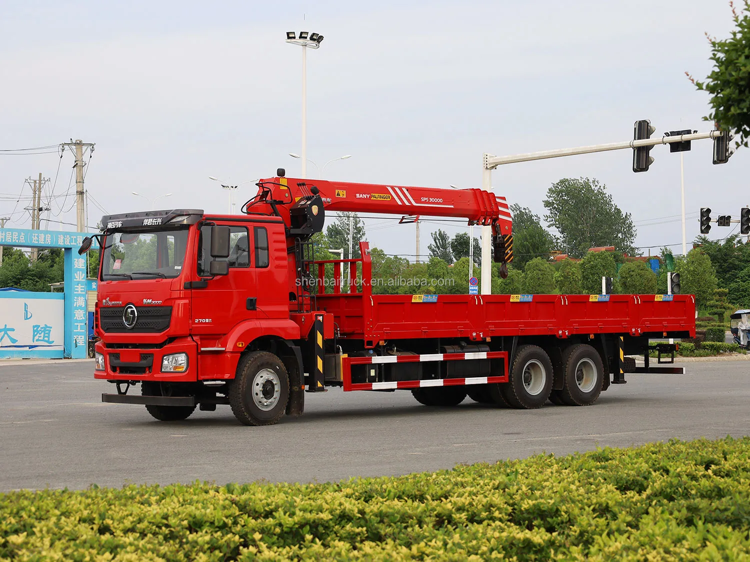 Автокран с креплением на грузовике Shacman 6x4 300 л.с.