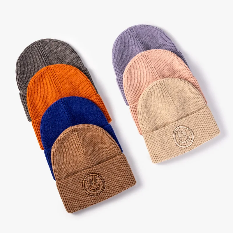 Wholesale Amazon Hot Sale High Quality Popular Unisex Colorful Warm Thick Smile Winter Hats Custom Logo Happy Face Beanie