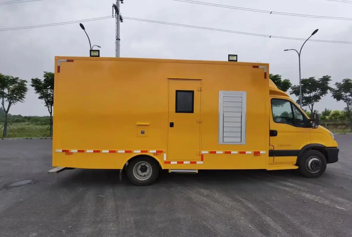 VAN   Power supply truck  with 100kw  generator set for sale