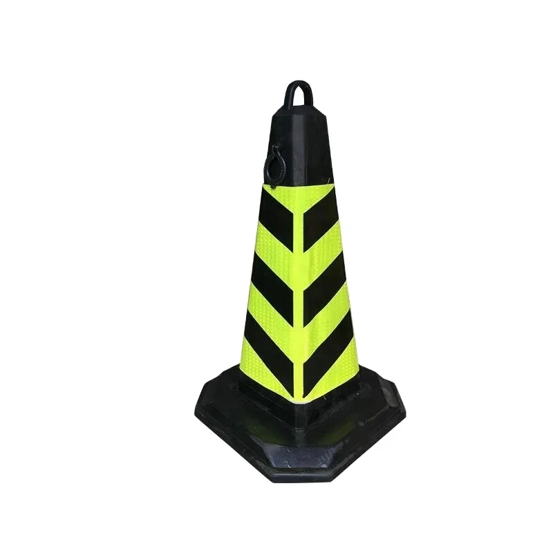 Wholesale 700mm Reflective Heavy Duty Flexible Rubber Black Road Traffic Cones