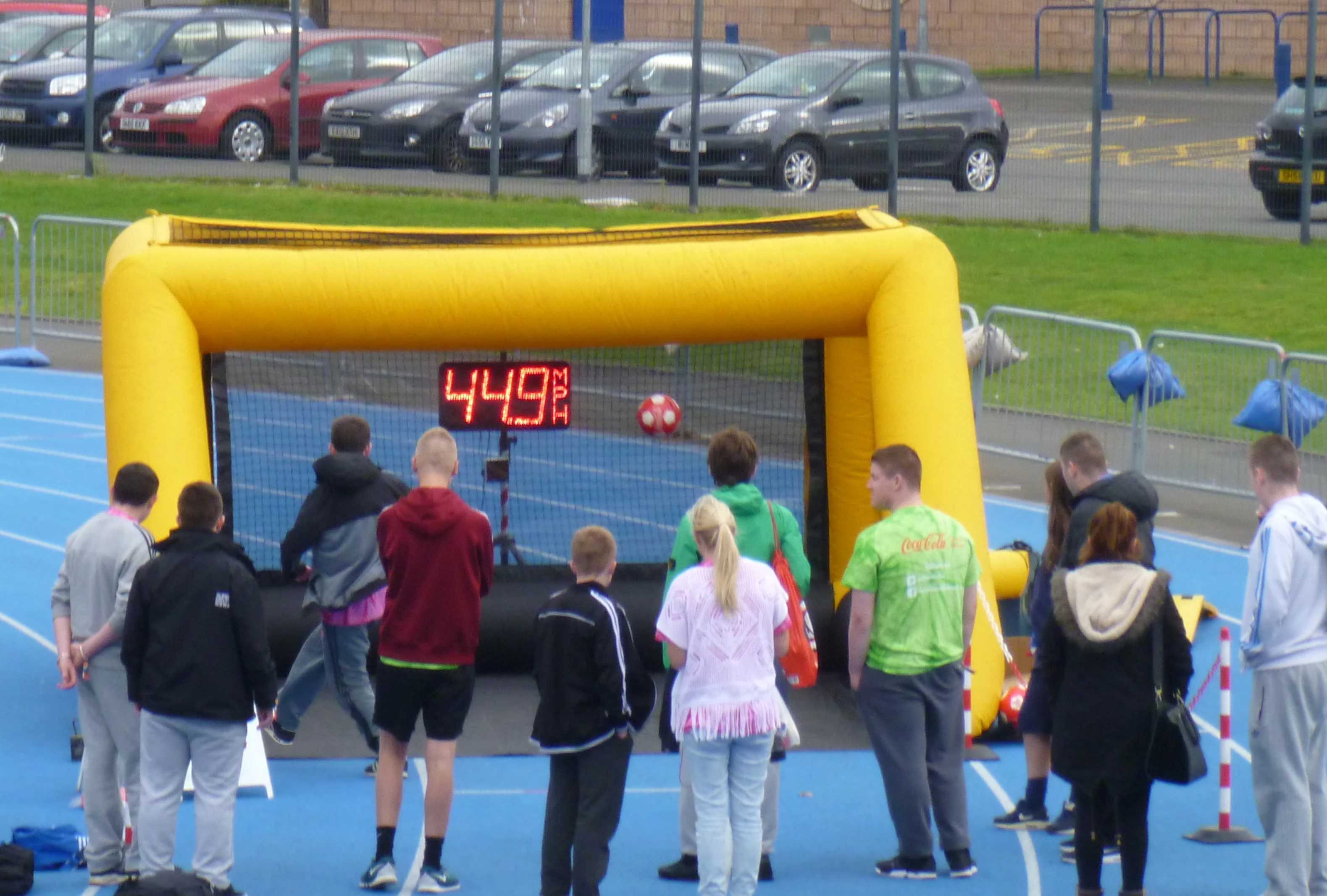 interactive inflatable speed cage IPS football training field sports game
