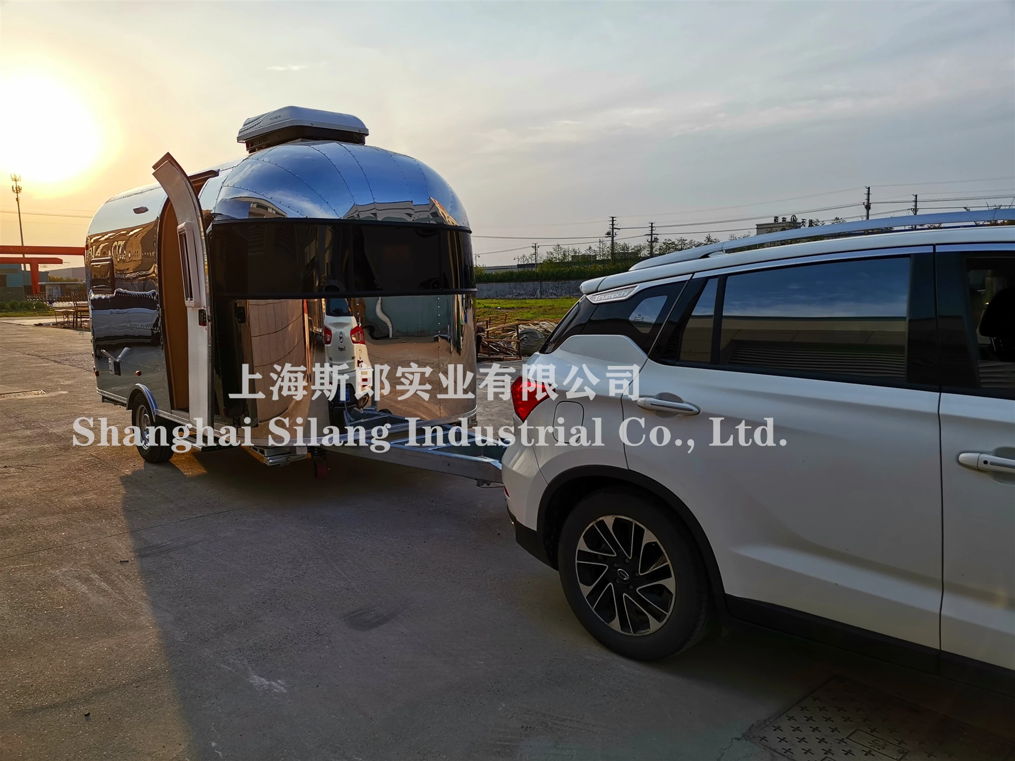 High quality family travel camping RV/ hot sale food caravan with CE certificate/ mobile cart for sale luxury mobile trailer
