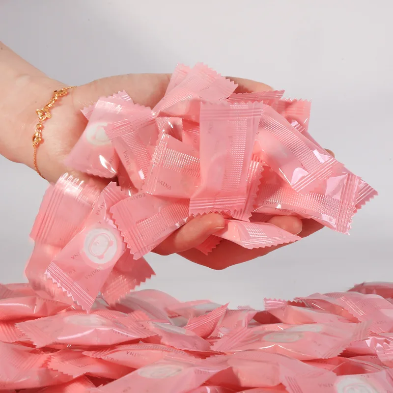 Loose Disposable Small Square Cloth Non-woven Travel Business Cleaning Cloth Compression Face Cleaning Disposable