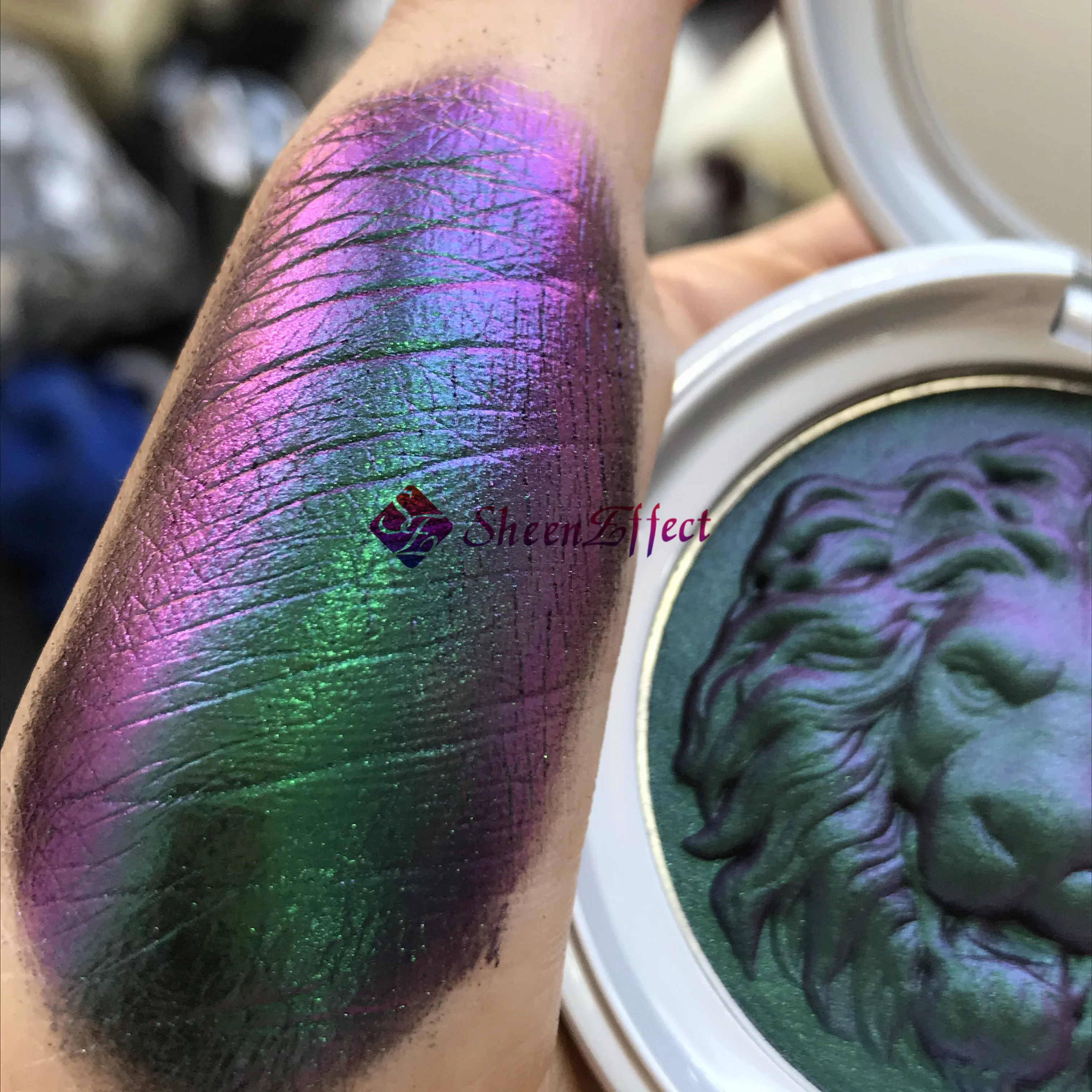 2021 Newly organic wet powder high pigment single eyeshadow customized