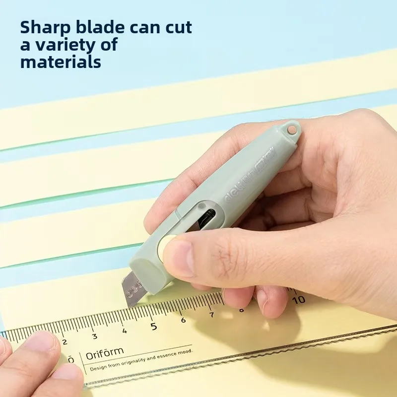 Deli Mini Portable Art Knife for Radish, Delivery Knife, Student Art Paper Cutting Knife, Small Cute, 2020 Color Random