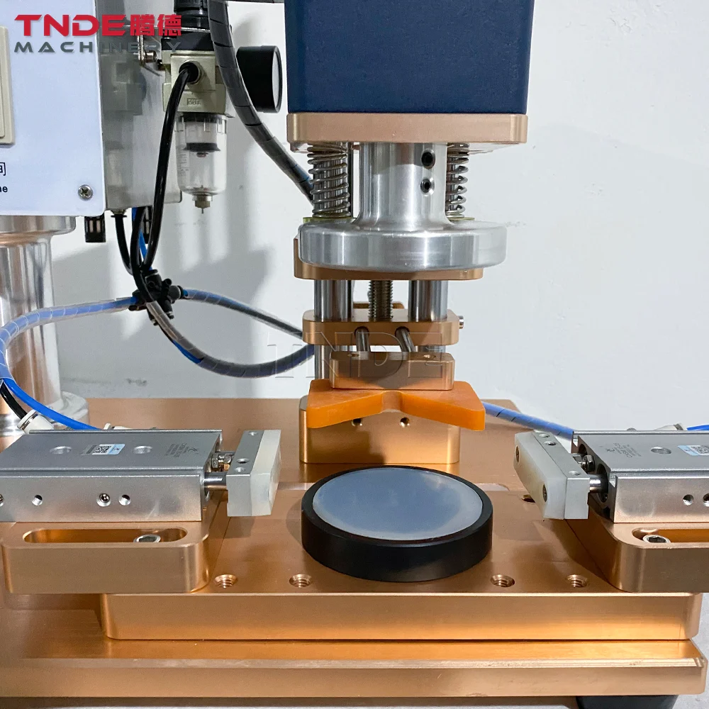 Guangzhou TNDTE Automatic Clamping Bottles Gass Jar Bottle Capping Machine Jam Ketchup Chilli Sauce Sealer