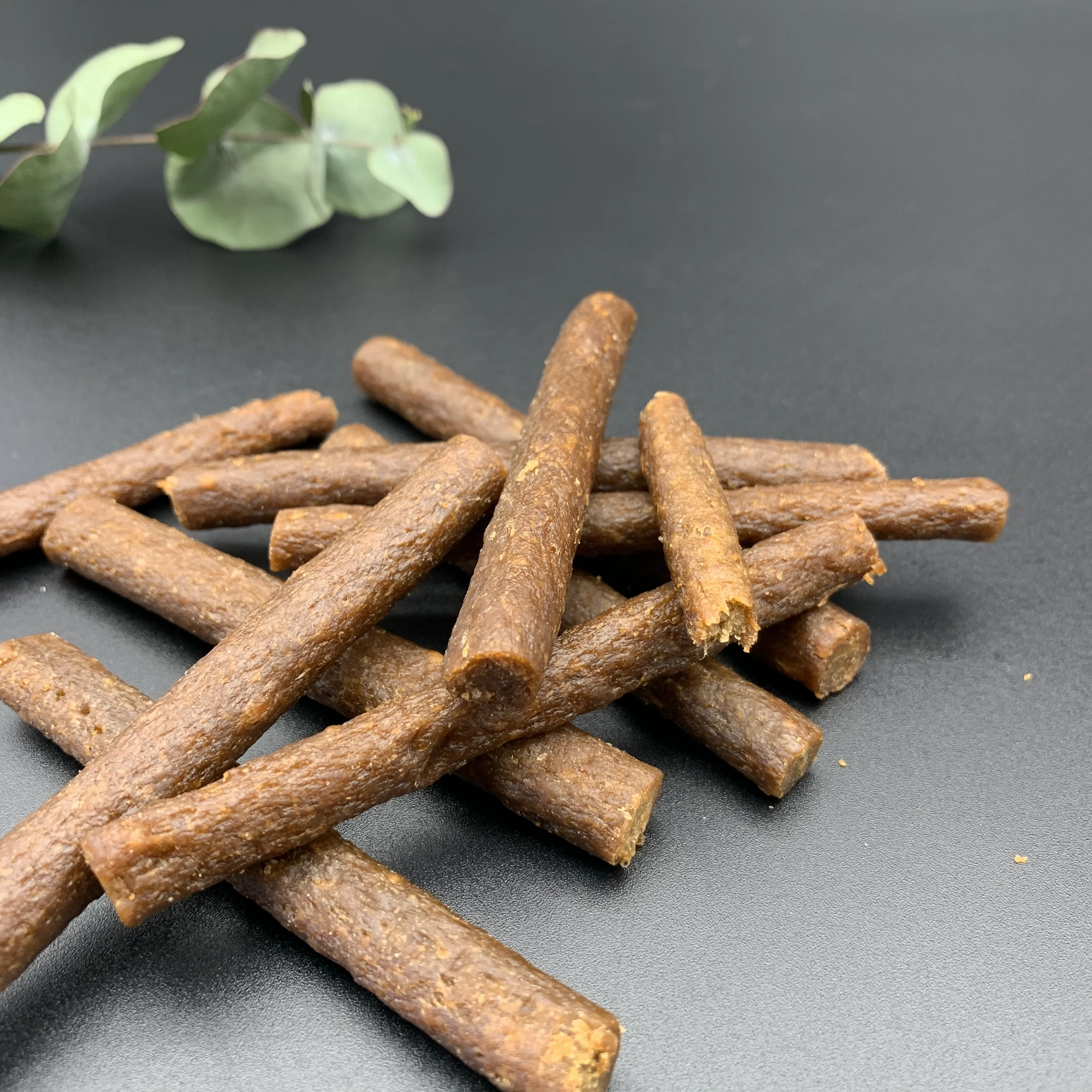 
OEM cat treats bulk sale dry tuna sticks pet treats for dogs and cats snacks supplier 