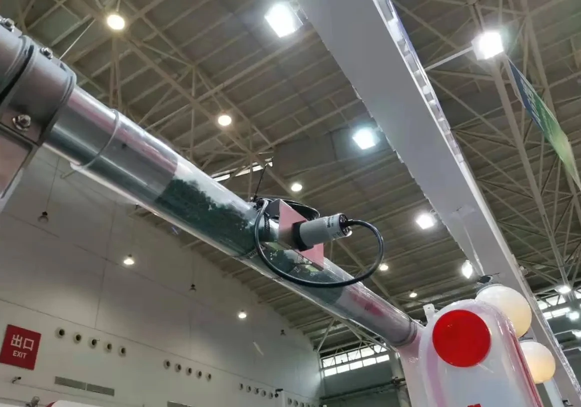 20 to 240V AC 2-wire M30 Capacitive proximity sensor feeding sensor for poultry farms