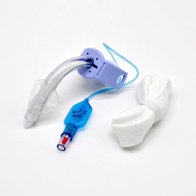 Одноразовая канистра для трахеостомии с внутренней канюлой