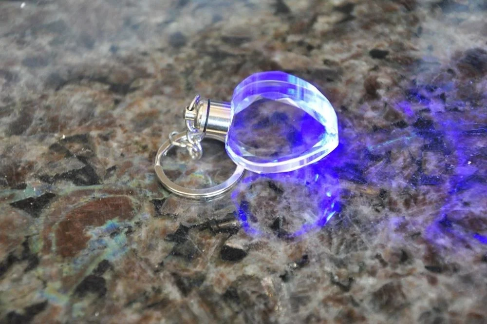MH-Y0001 Personalized LED light Crystal Keychain keyring