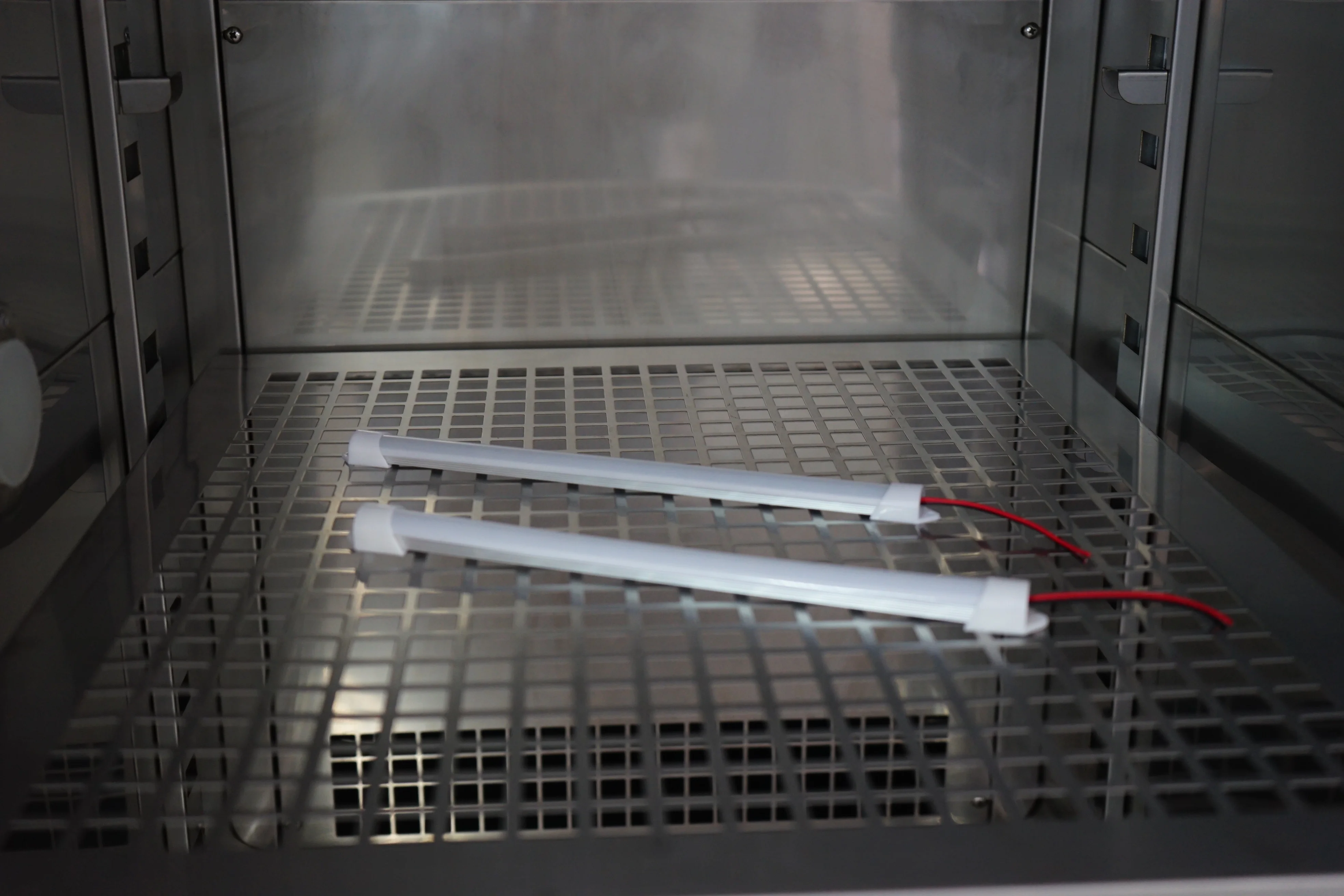 Electronics Stability 100L climate chamber for temperature and humidity testing equipment Battery test