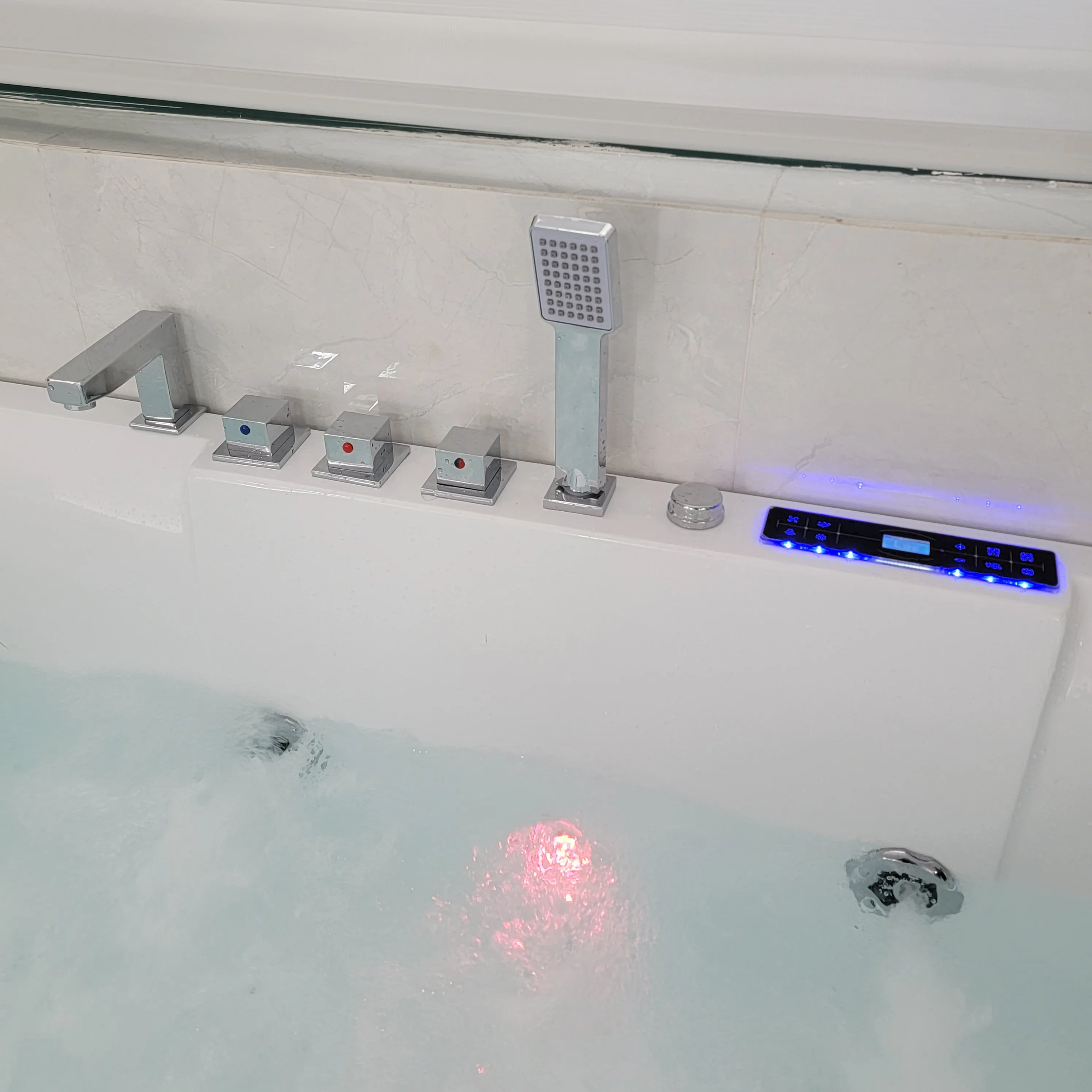 LED jets 2 person spa rectangle large space whirlpool massage bathtub with FM radio