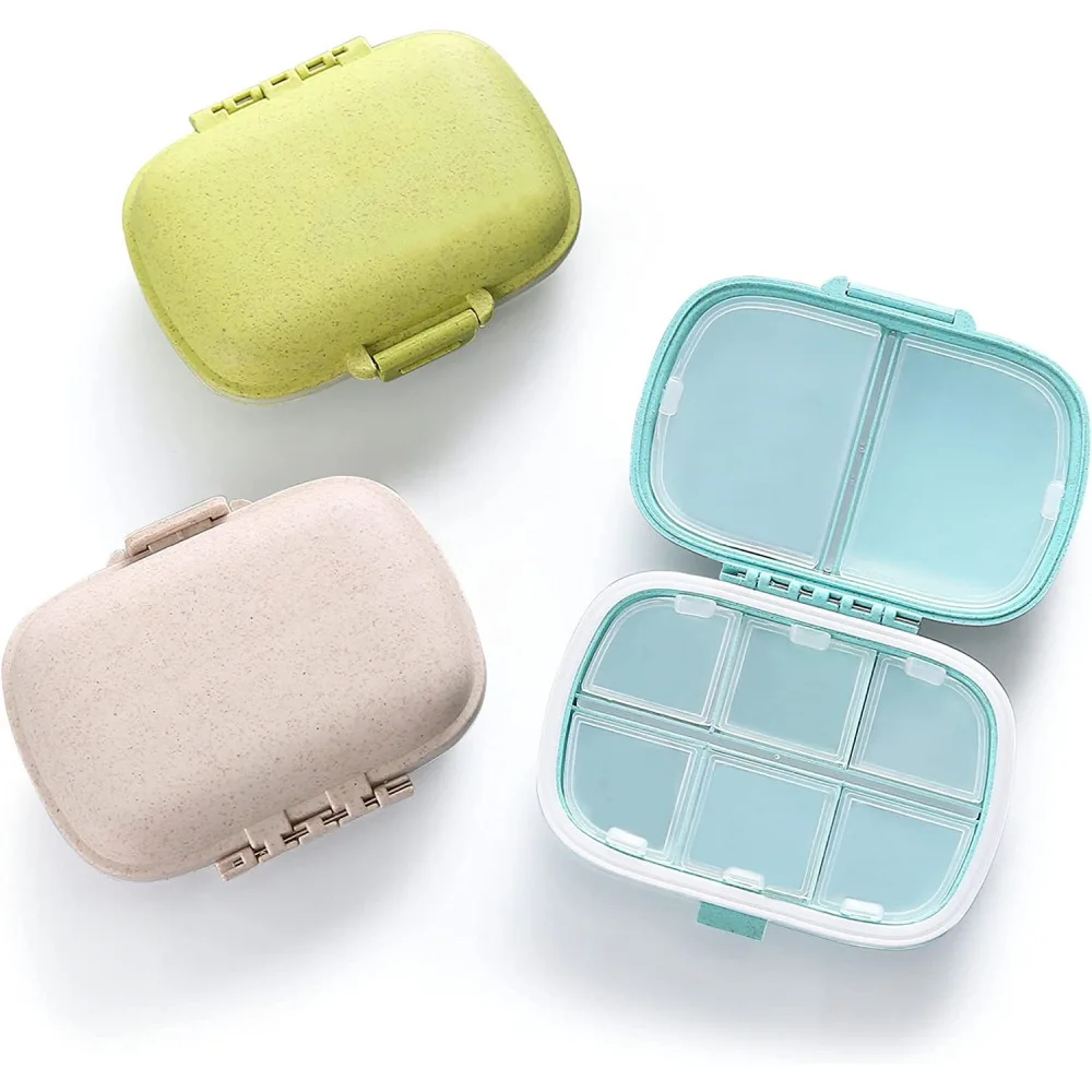 Custom Logo Factory Wholesale  Portable Pocket Pill Organizer 8 Compartments 7 Days a Week Pill Box Pill Box Dispenser