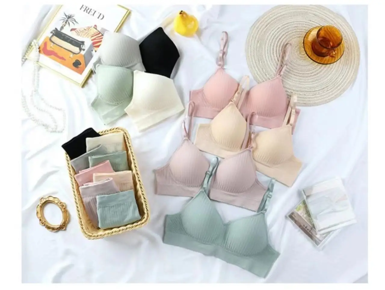 China Factory Seamless Bra Gather Fixed Cup No Steel Ring Student Girl Underwear Set Female