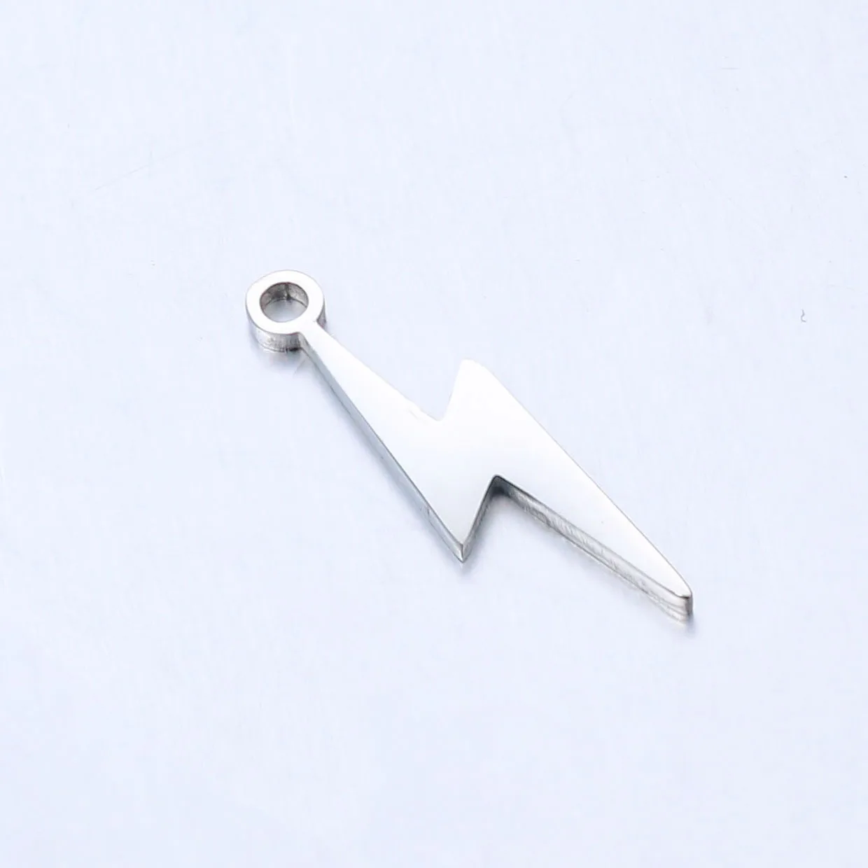 Wholesale Stainless Steel High Quality Mirror Polish Lightning Charm Pendant For Jewelry Making Diy Necklace Findings (SZ098)