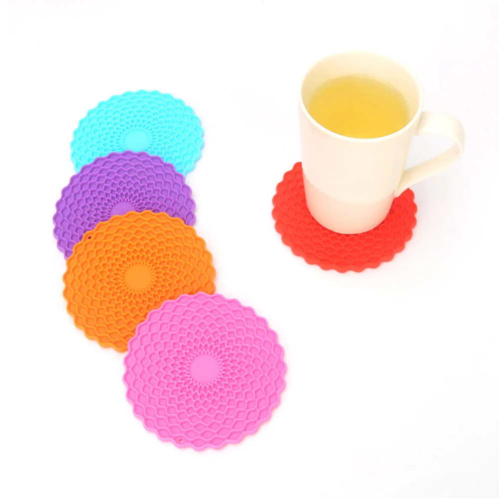 Stock Available Silicone Coasters Circular Thermal Insulation Pads Non Slip Rubber Table Mats