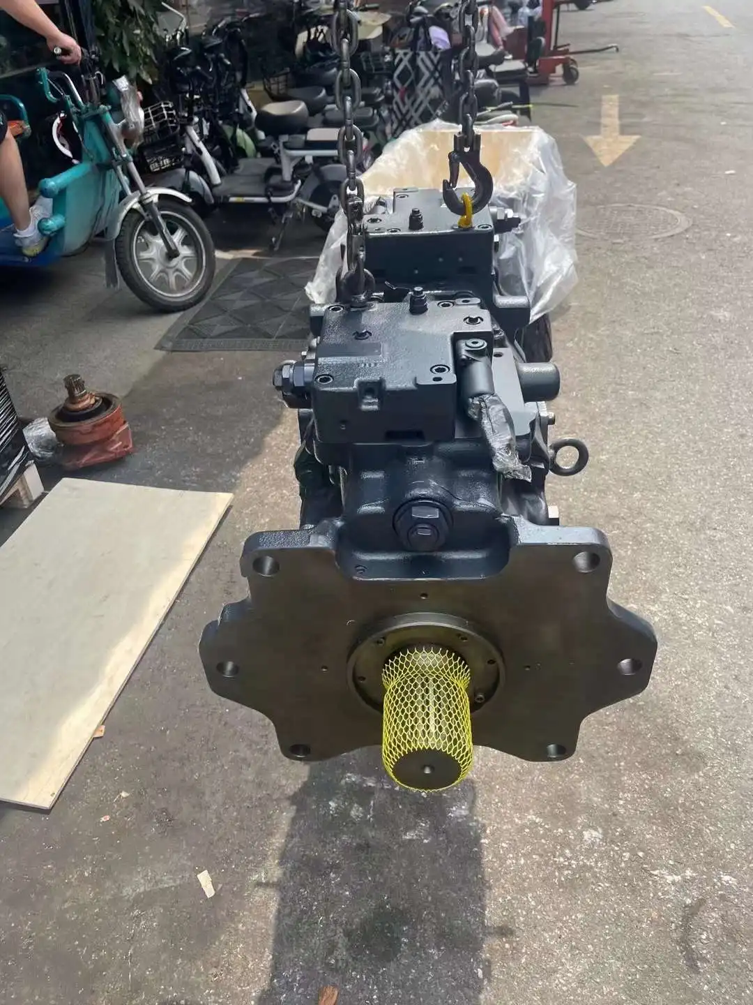 Komatsu PC800 850-8 PC1250 PC2000 PC3000 PC4000 PC5000 hydraulic pump  708-2K-00110 708-2K-00111 708-2K-00112 708-2K-00113