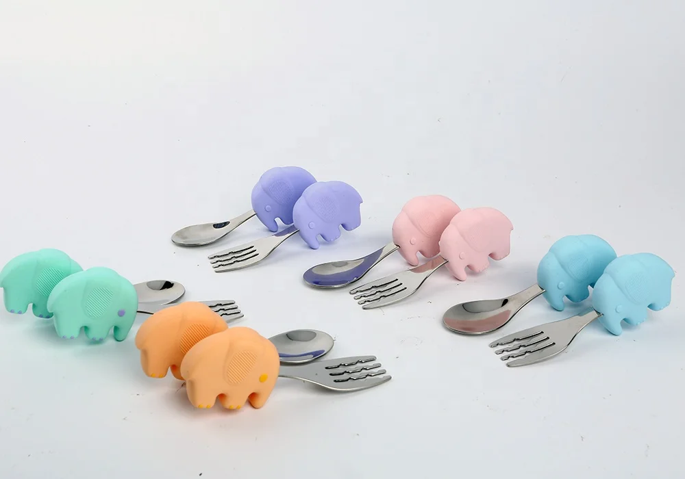 2021 Hot Sales  Cartoon Shape BPA Free silicone tableware 5-pcs set  for children