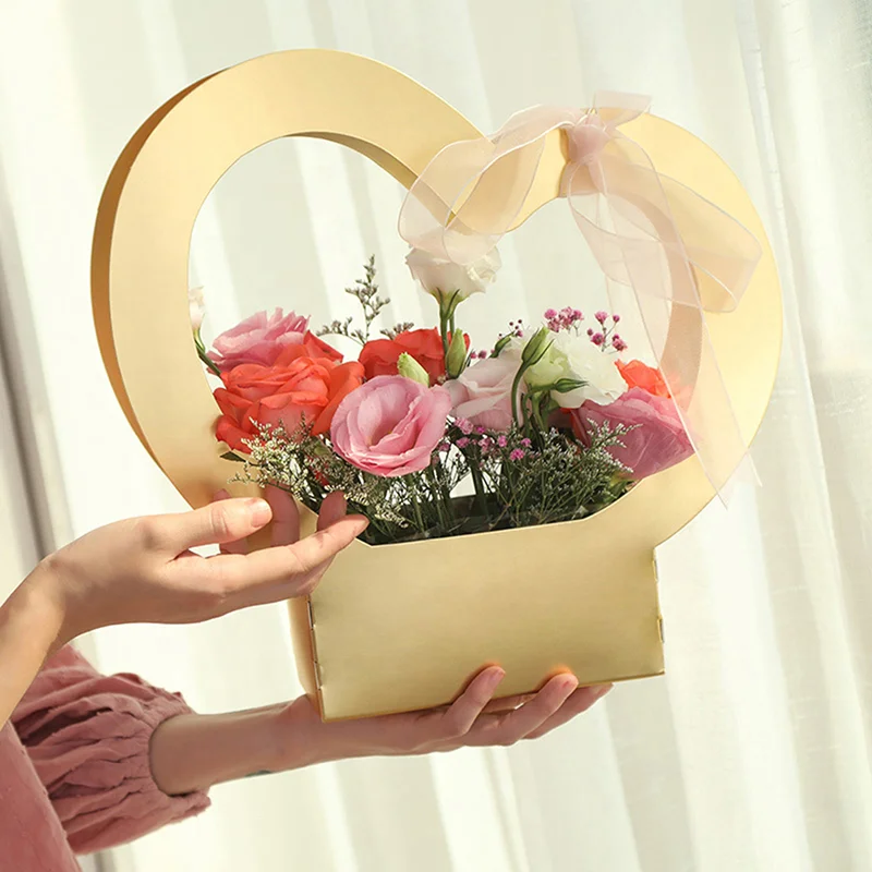Handheld Love Flower Basket Romantic Gift Packaging Paper Box Ladies Gift Basket Kraft Paper Bag Love Flower Basket
