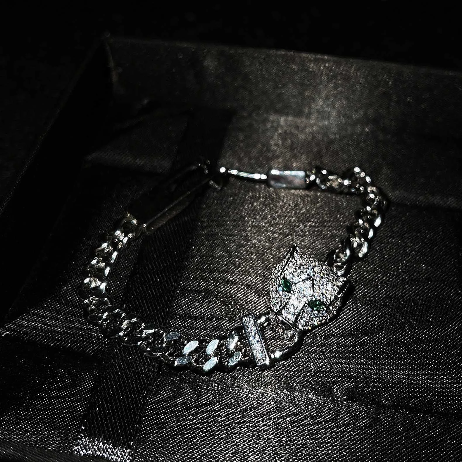 Cool Wild Leopard Head Bracelet For Men Jewelry Shiny Zircon Animal Bangle Male Hand Accessories Bracelets New Jewelry Gift