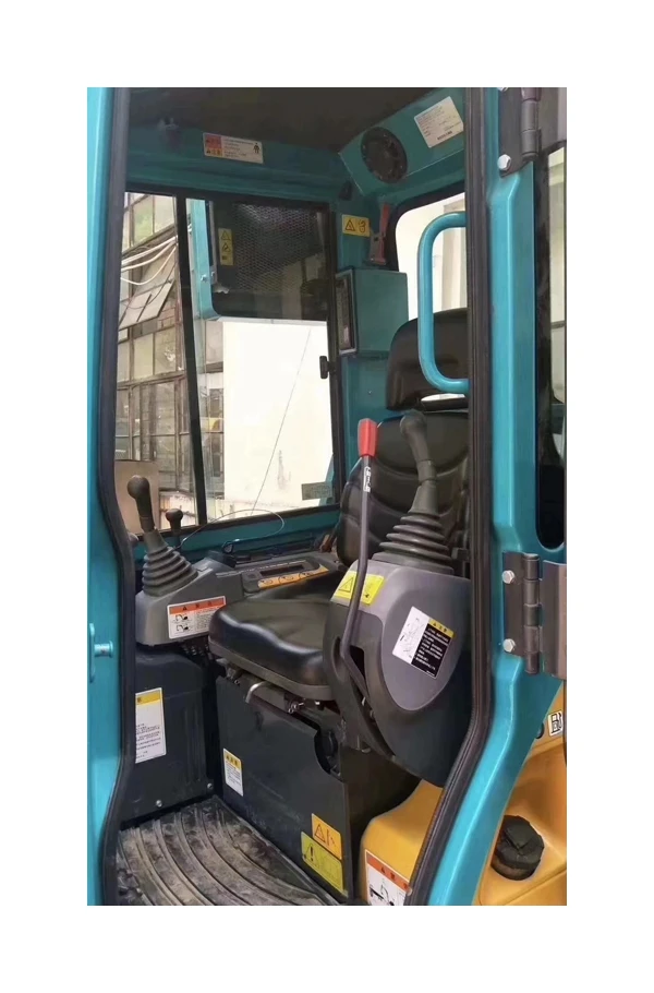 Небольшой 3TON мини Kubota135-3s для экскаваторов из Японии