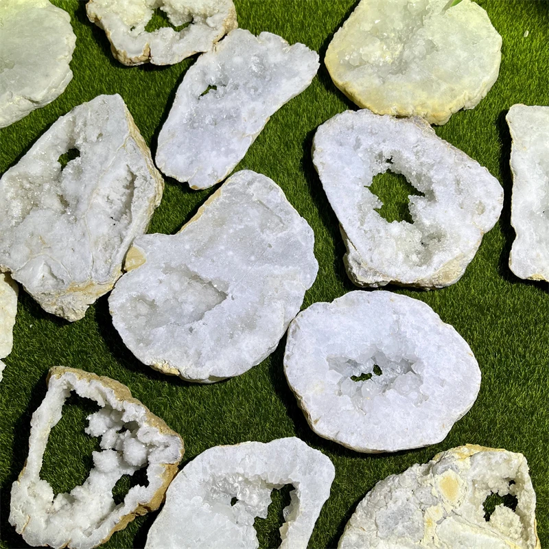 Wholesale High Quality Healing Crystal Natural Stone Slice Plate Craft Druzy Clear Quartz Geode Crystal Slab for Decoration