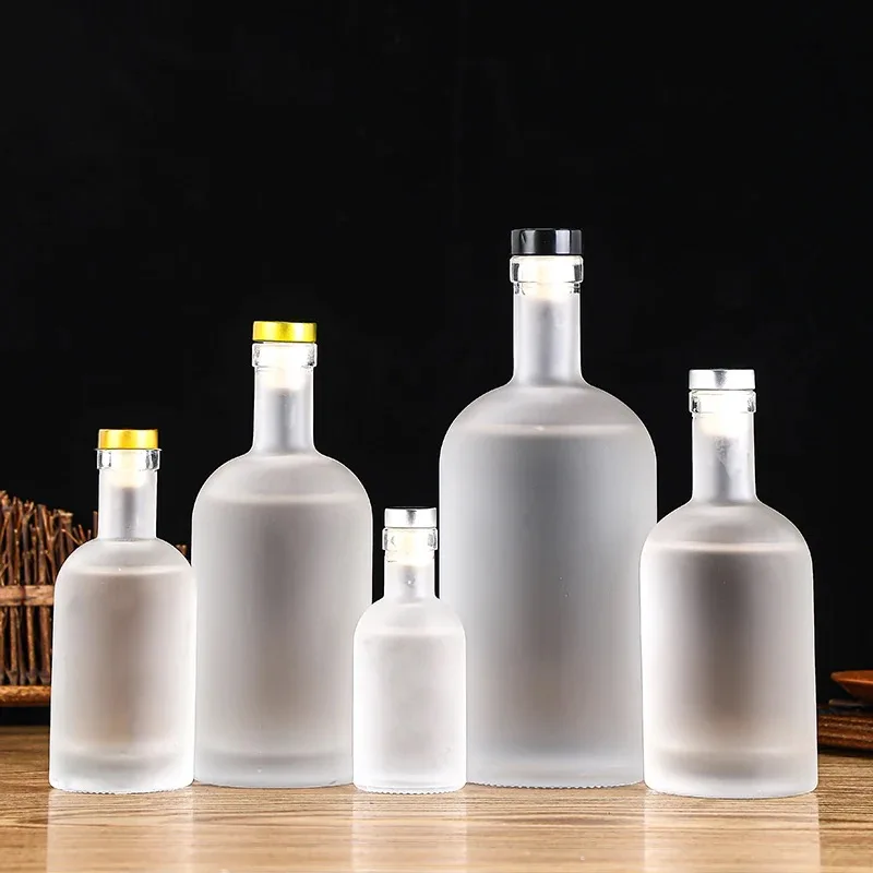 High-end Classic round 500ml 700ml 750ml Vodka glass bottle Frosted Transparent with cap Wholesale Spirits Gin packaging