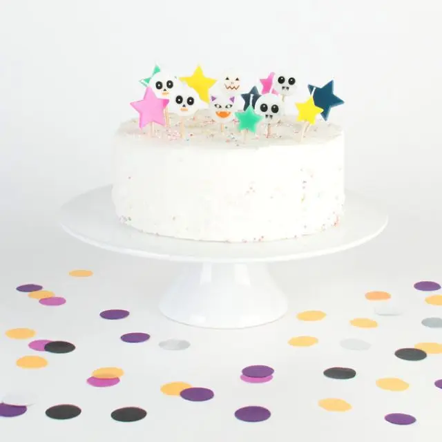 
Customized Paper Rose Confetti Paper Hear Decorations Confetti 1cm x 1cm White Paper 