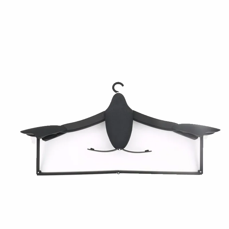 Flexible and convenient free standing coat hanger