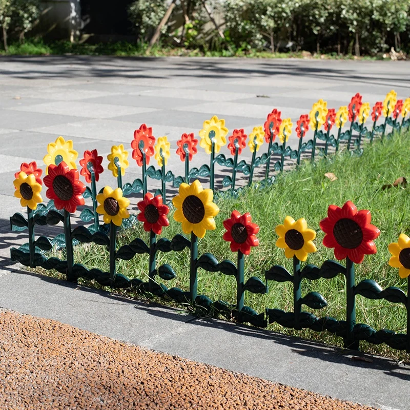 lightweight & easy installation morden garden pvc decorative fence gate insert flowers plastic fence panel