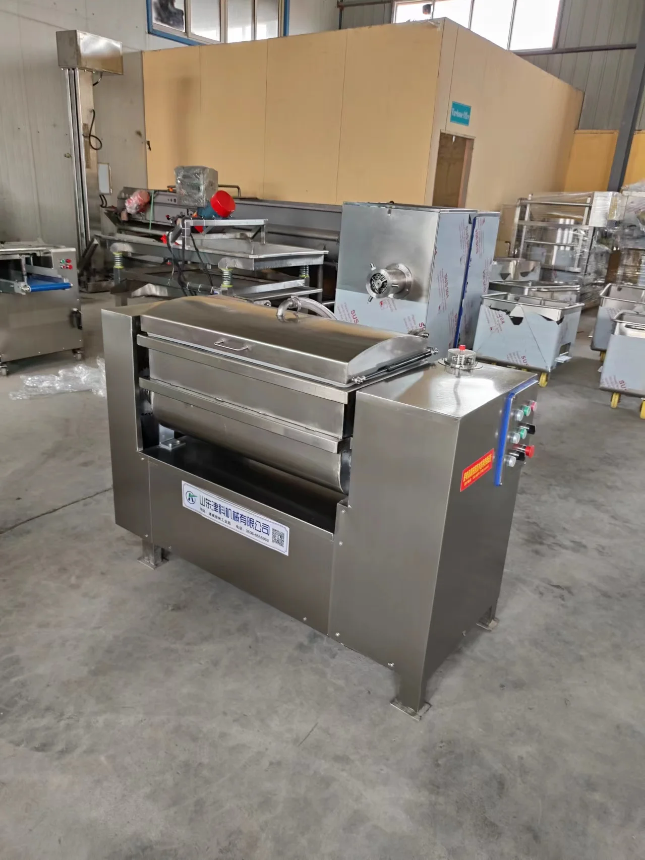 Commercial Meat Mixing Machine Electric Meat Food Stuffing Filling Mixer Vacuum Meat Blender Machine