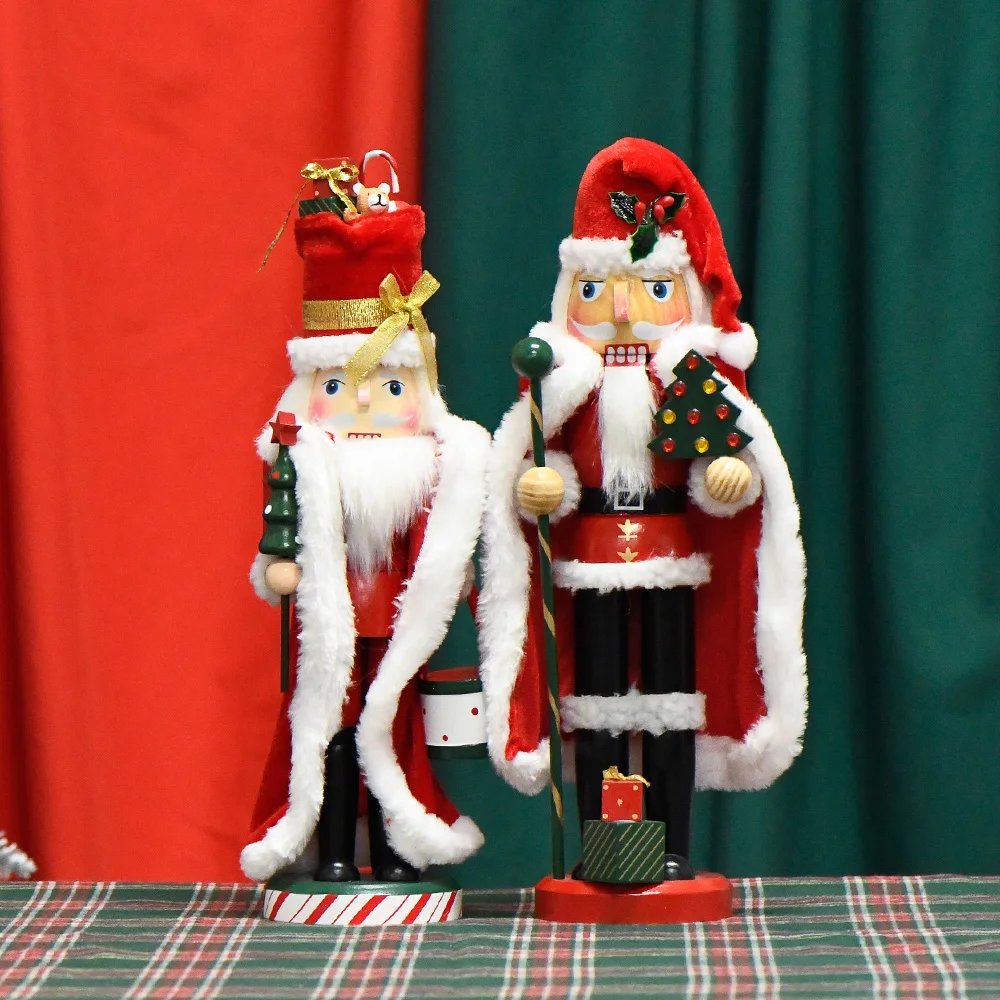 Деревянные статуэтки Щелкунчика, 35 см