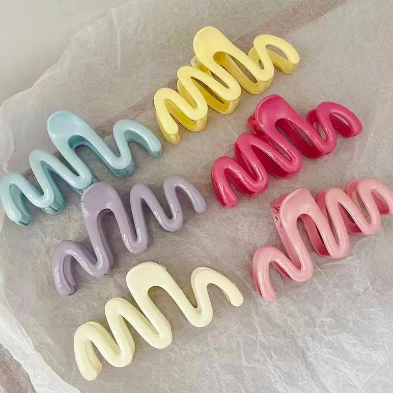 Wholesale Fancy Hair Claw Korean Large Hair Claw Clips Colorful Hair Claws For Women