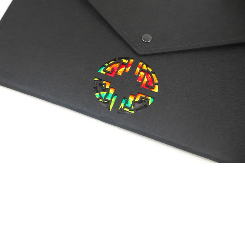 
2021 Wholesale New Design Chinese Style High Quality File Folder Hand Embroidery With Expanding Folder 