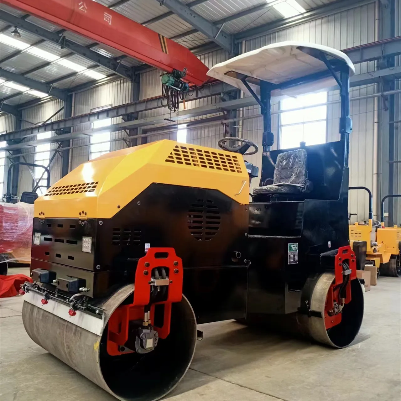 3 ton road roller  (2).jpg