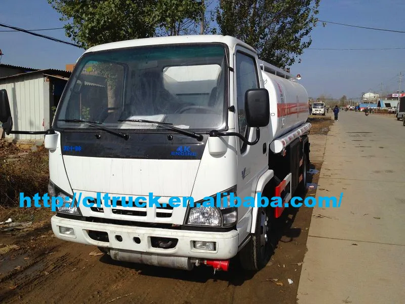100P ISUZ TRUCKS 3-5t FUEL TANKER TRUCK