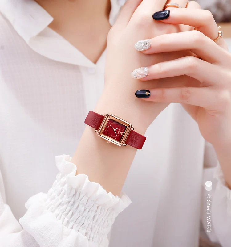 Elegant Skmei 1702 Small Square Dial Design Zinc Alloy Case Leather Women Lady Quartz Watch