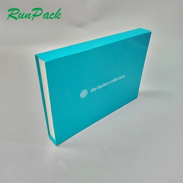 Plain Printed Magnetic Closure Flap Elegant Paper Cardboard Clothing Garment Underwear Gift Packaging Boxes With Hinged Lid