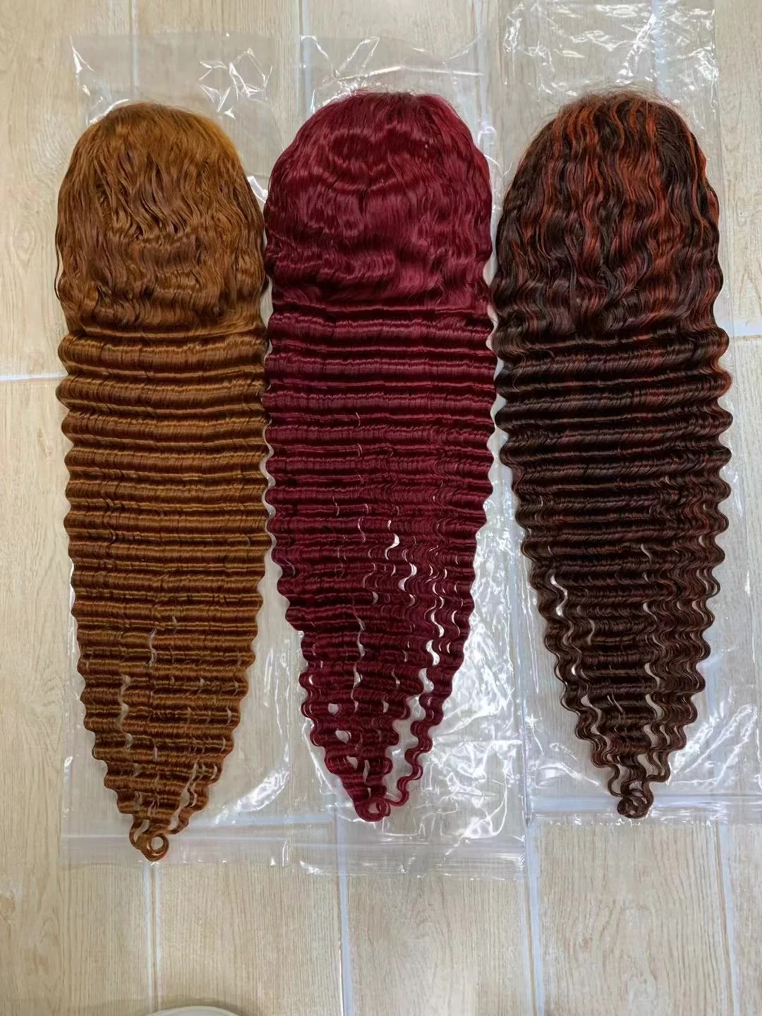 100% Brazilian Human Hair 13x4 250 Density Transparent High-Definition Lace Wig 13x4 Lace Front Wig Deep Wave Style Long Length