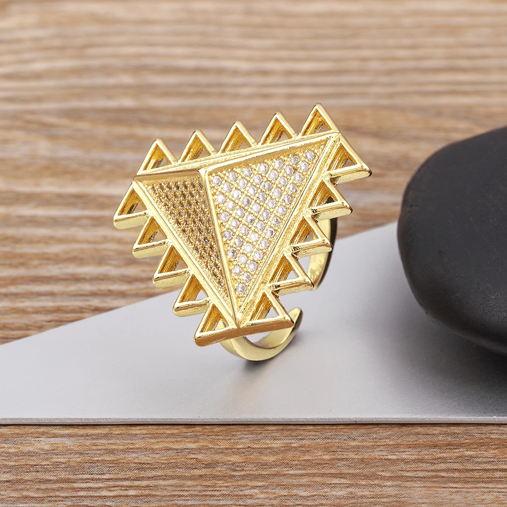 QIKU New Arrival Vintage Egypt Pyramid Gold Color Copper Zircon Ring Punk Style Triangle Opening Adjustable Party Jewelry Gift