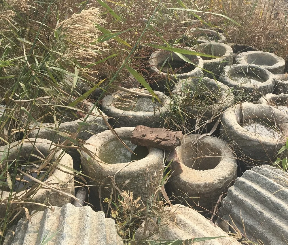 Chinese antique round deep pot