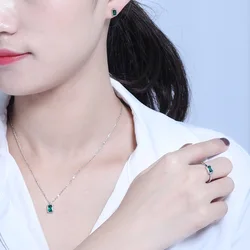 Женский ювелирный комплект из колье и серёг, из серебра 925 пробы