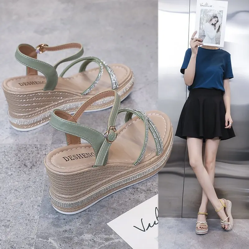 2022 new design summer lady Korean one-line belt open-toed wedge high-heeled fashion sandals with water diamond