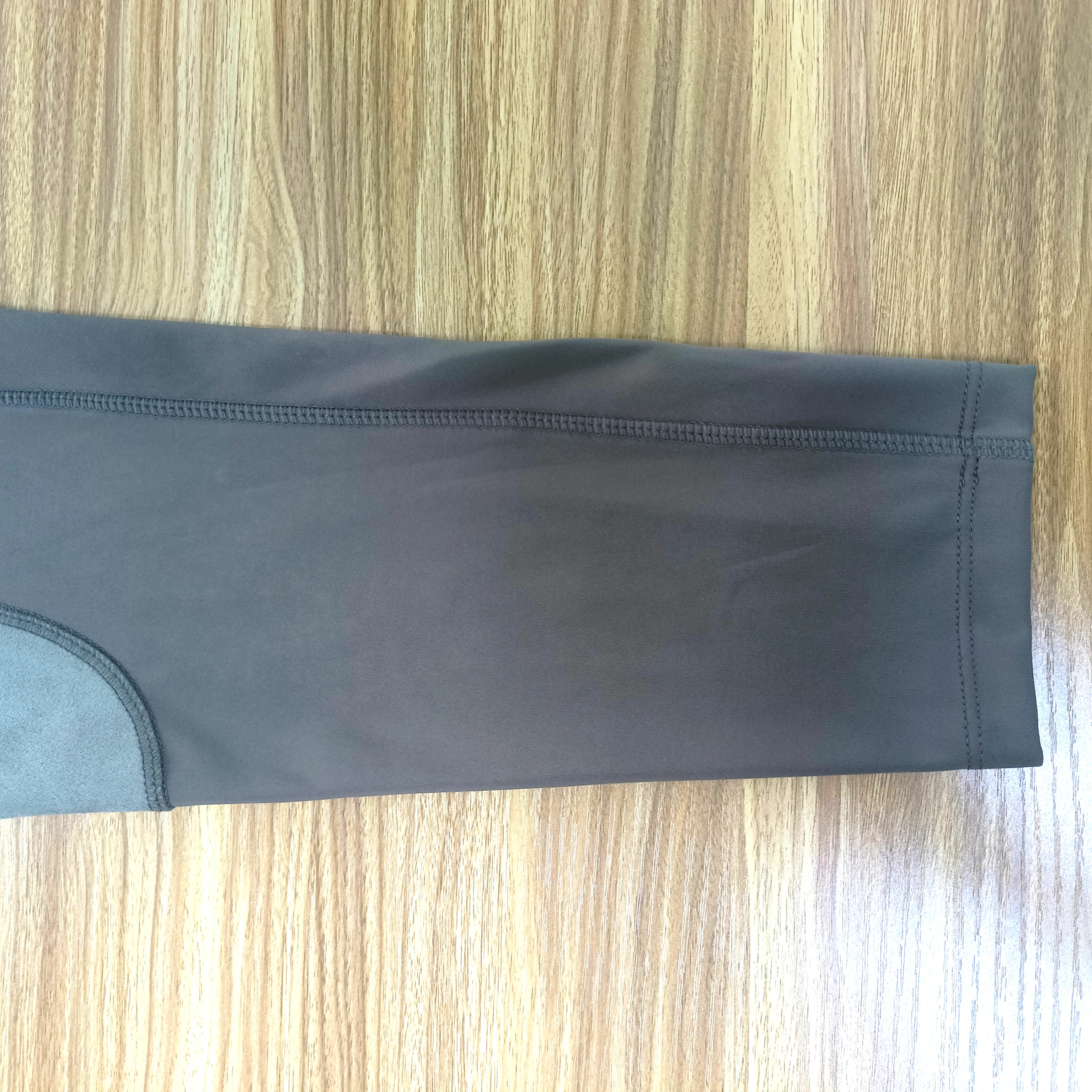 Equestrian Manufacturers Custom Slim Fit Highly Elastic Knee Patch Breeches Zipper Pocket Riding Breeches Equestrian Leggings