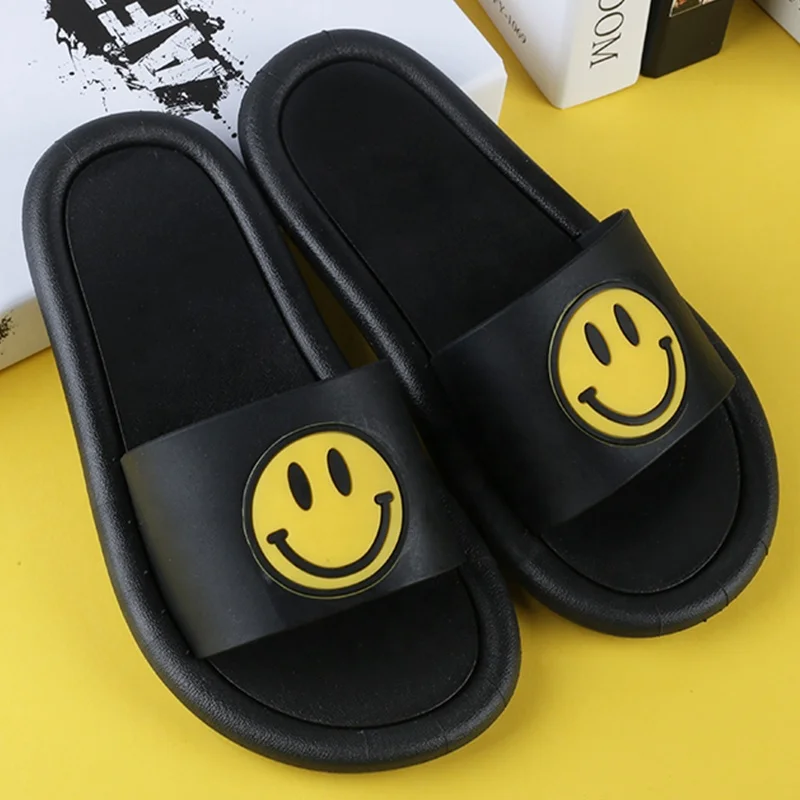 Latest Household Smile Face Slippers Lovers Shoes Summer Outdoors PVC Parent-child Family Slides Kids Sandals