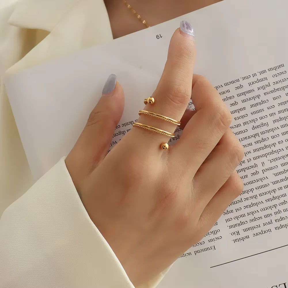 Gold Engagement Ring Fashion Wedding Ring for Girl Latest Simple Design Women Jewelry Minimalist Lover Finger Fine Ring