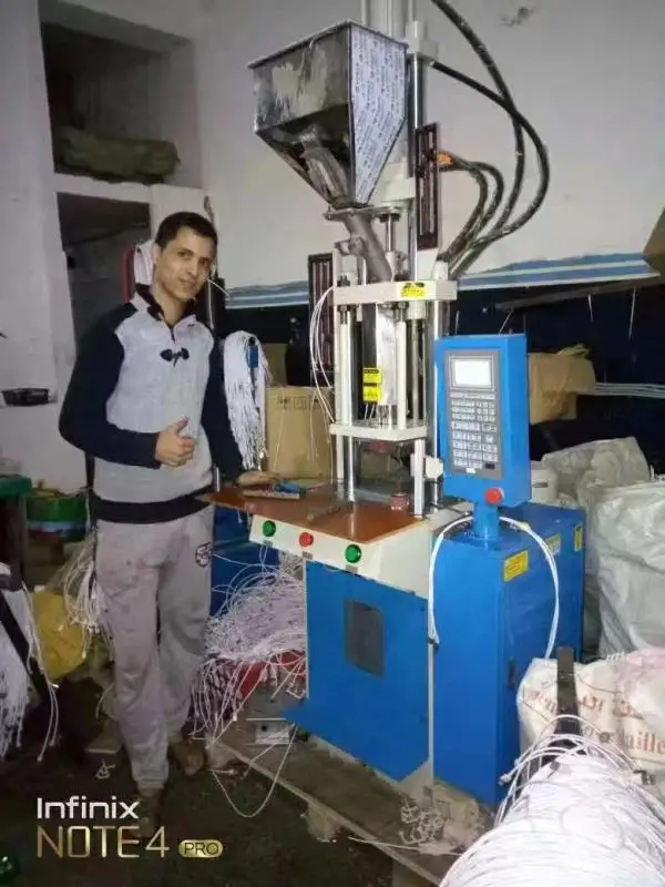 Door to Door service plastic USB cable injection moulding machine  USB data cable machine