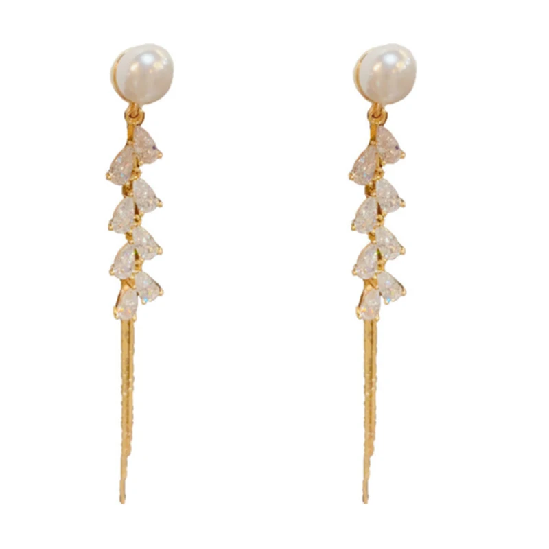 Elegant Flower Pearl High-end TasseFrench Retro French Retro Camellia  Elegant Flower Pearl High-end Tassel Earrings