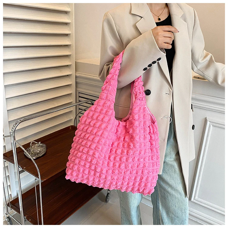 Factory Summer 2023 New Summer Women Simple Handbag Cloud Puff Flower Shoulder Bag